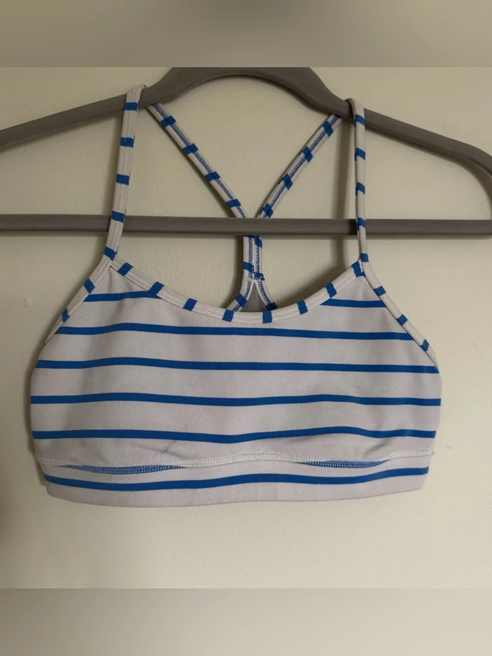 Lululemon Flow Y Bra Blue White Stripe Size 4